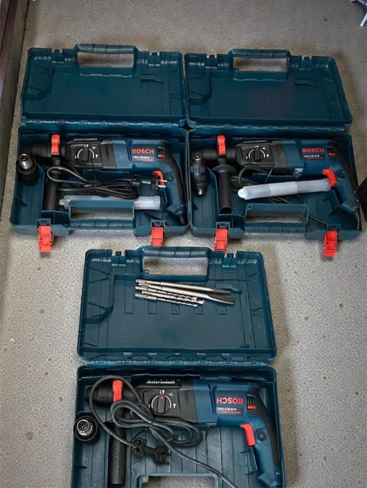 Perceuse à Percussion Bosch Professionnelle avec Coffret + Accessoires – Idéale pour Béton, Bois et Métal