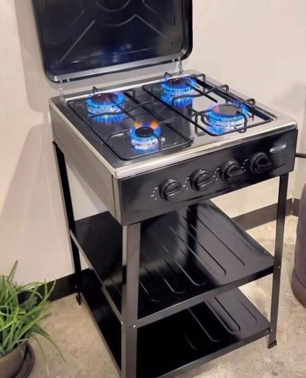 Cuisinière à Gaz 4 Feux avec Support de Rangement