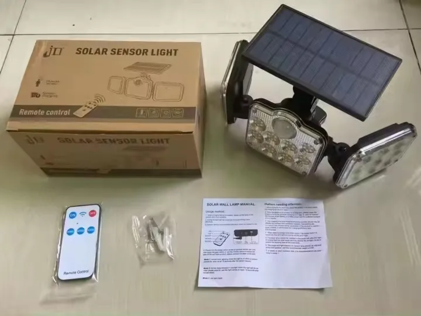 🔆 Projecteur Solaire LED Extérieur 3 Têtes avec Télécommande